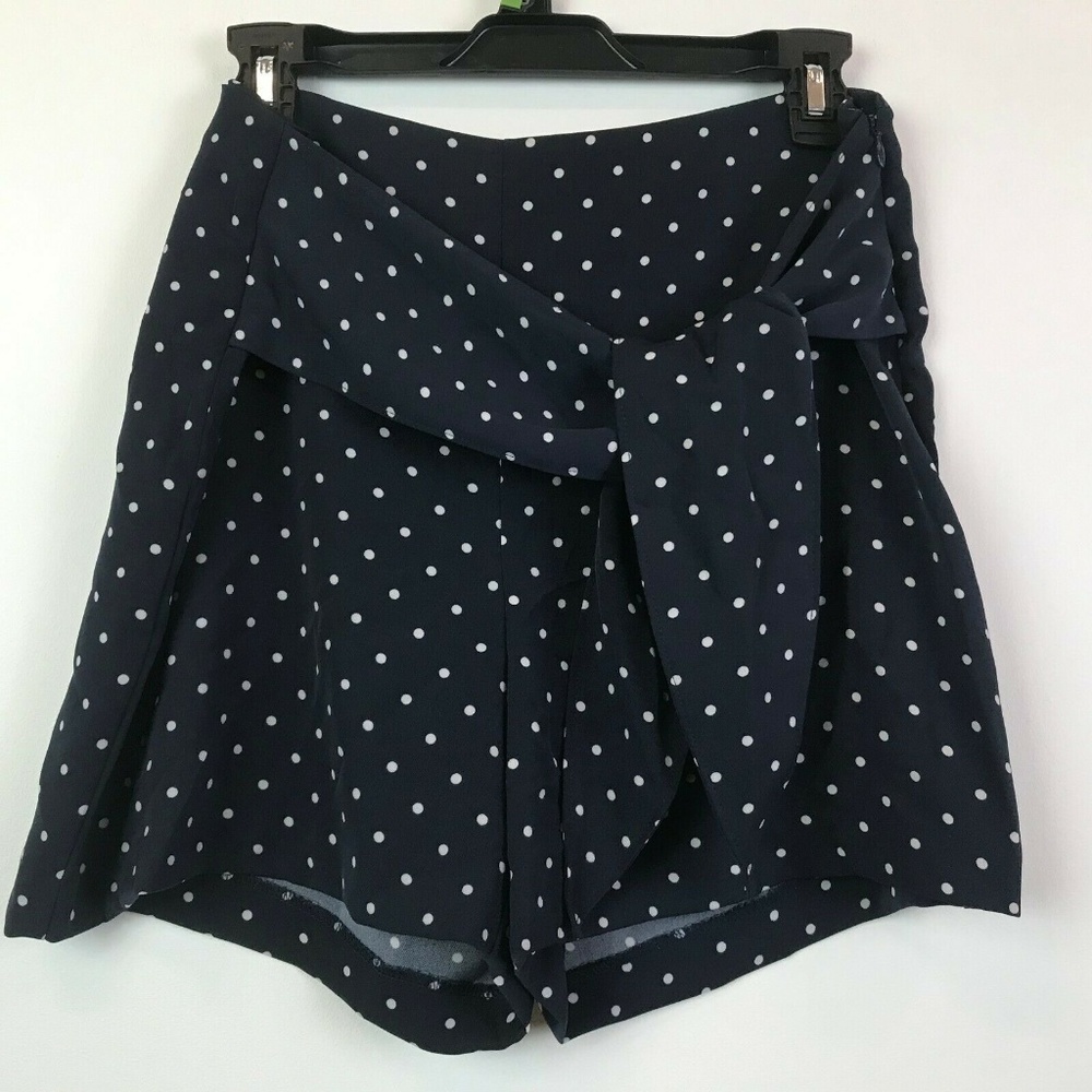 Bar III 4 Navy Polka Doted Tie Waist Shorts 3Y82 - Picture 2 of 4